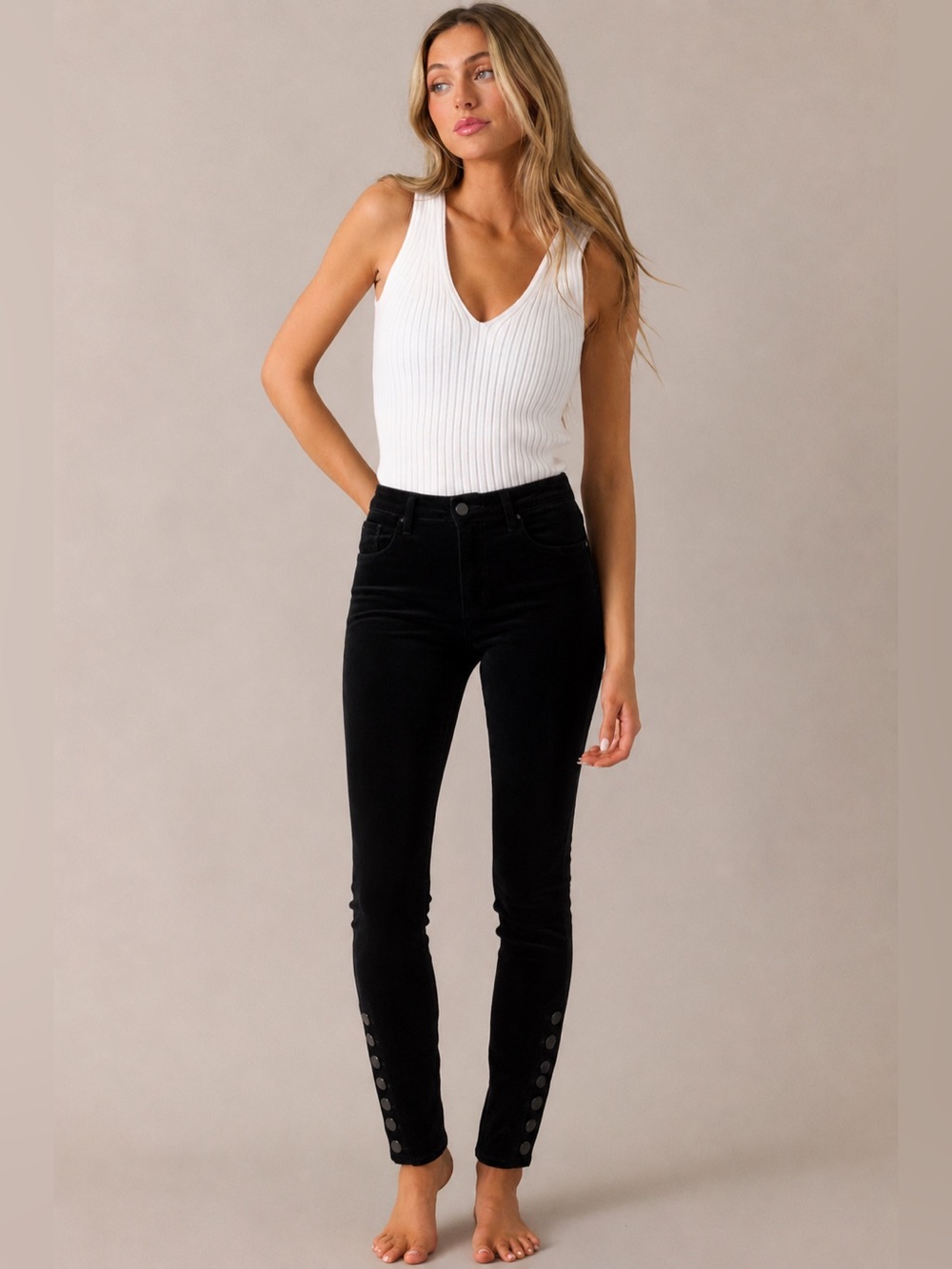 L’Agence Piper Skinny Velvet Pants Black Side Buttons Noir Size 24 High Rise
